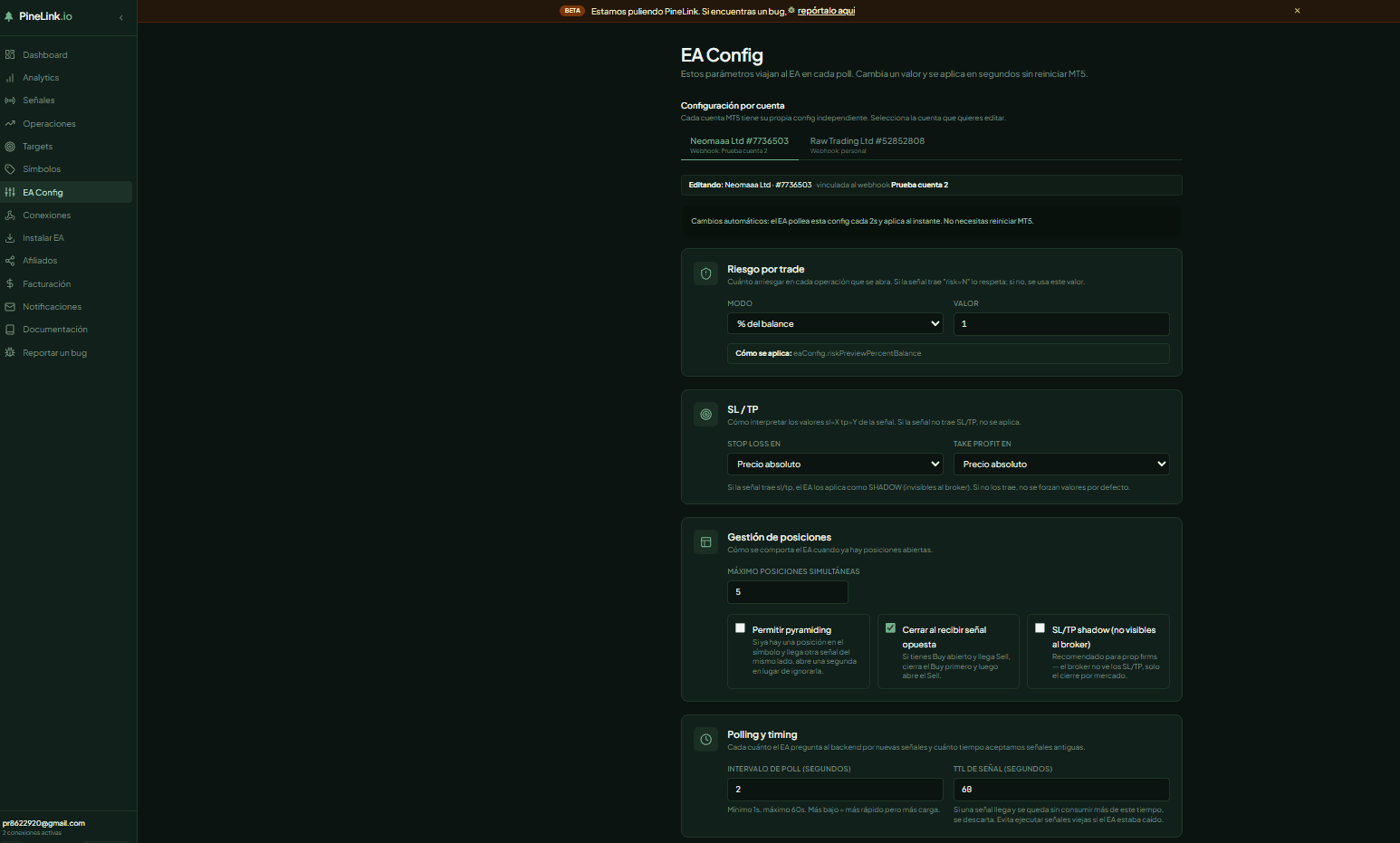 Selector de cuenta con tabs en /ea-config con dos cuentas: Pepperstone y FundedNext